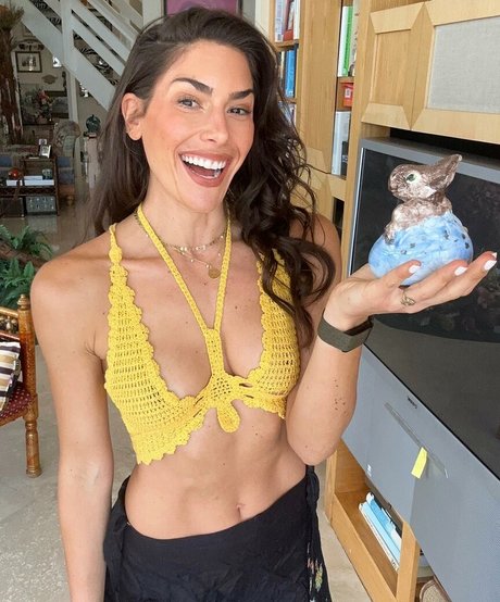 Nikki Howard hd star image