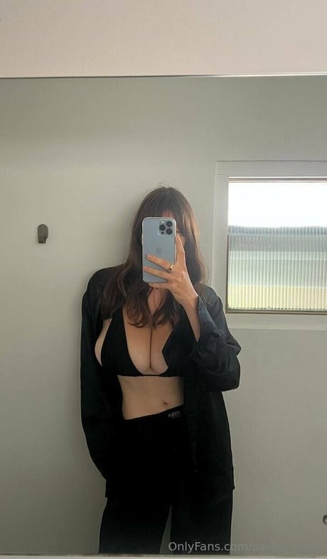 sasha araki exclusive model photos