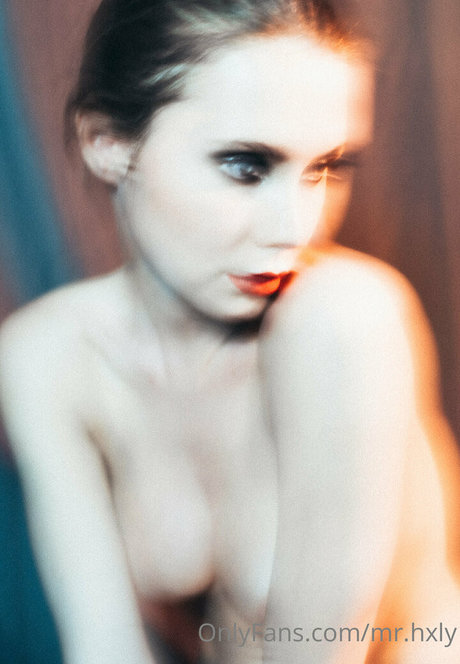 mr hxly free pornstar img