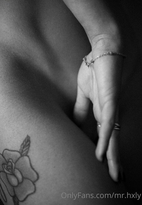 mr hxly model nudes pic