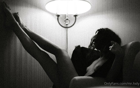 mr hxly sexy actress pics