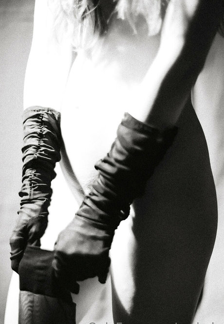 mr hxly adult actress pictures