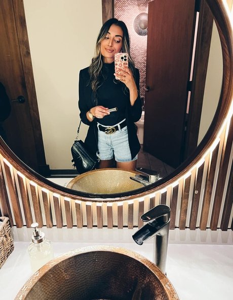 Zia Natasha Lehman nude star photo