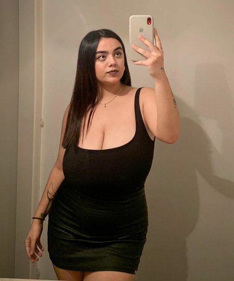 i m z a r a pornstar adult image