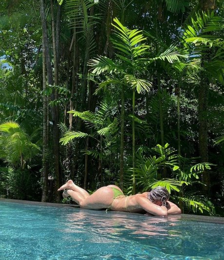 Nikita Simpson erotic pornstar images