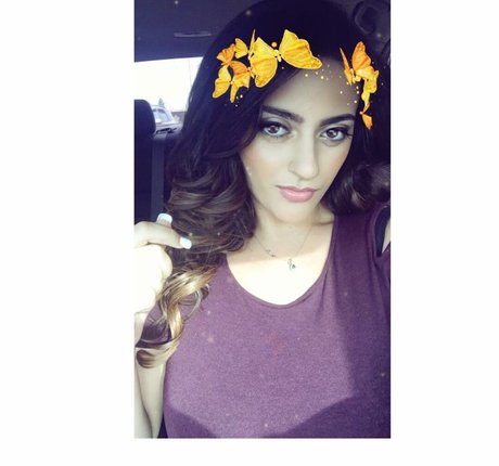 Maria Sharrad sexy model images