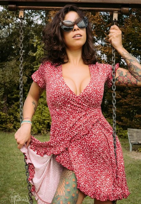 Sara Noli star porn images