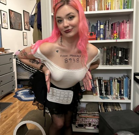 eviicherub nudes star pictures