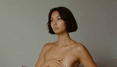 Bridget Gao Hollitt nude actress picture