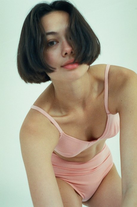 Bridget Gao Hollitt hd pornstar pics