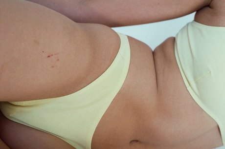 Bridget Gao Hollitt pornographic model image