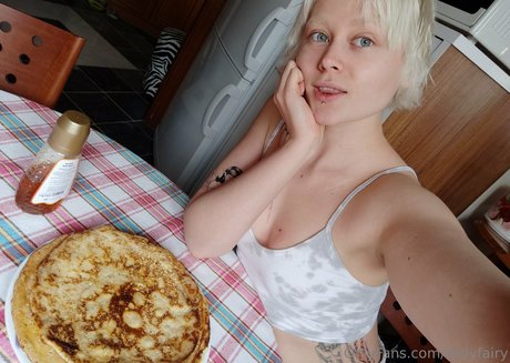 blonde sextape onlyfans hot photos