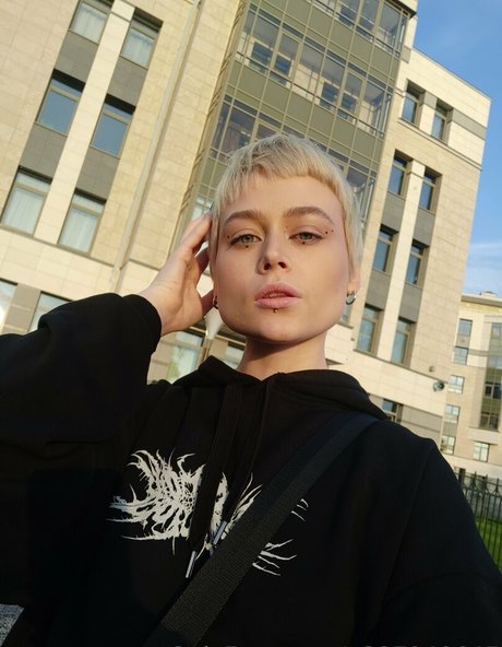 kellyfairy model hot photo