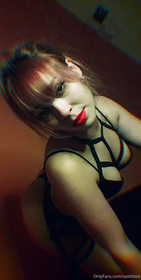 sashiitasl model sex pic