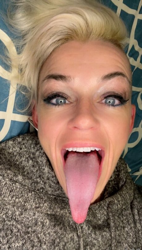 sashamoon1621 nudes star image