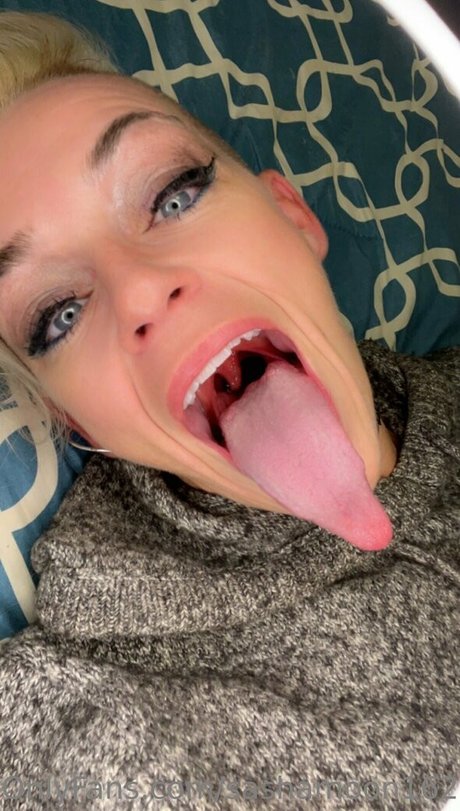 sashamoon1621 beautiful actress galleries