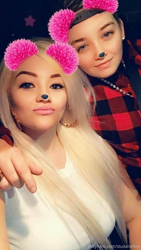 reallesbiansx pornstar top images