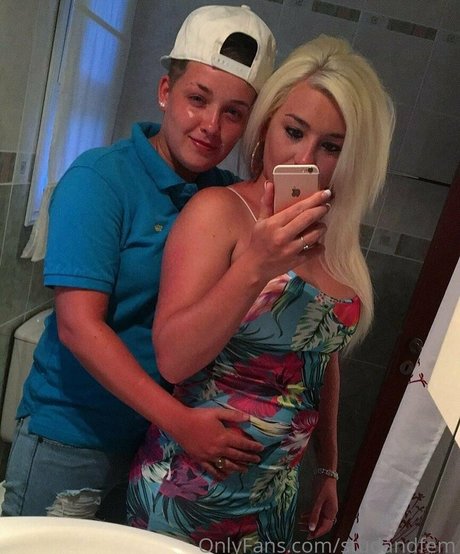 reallesbiansx perfect star picture