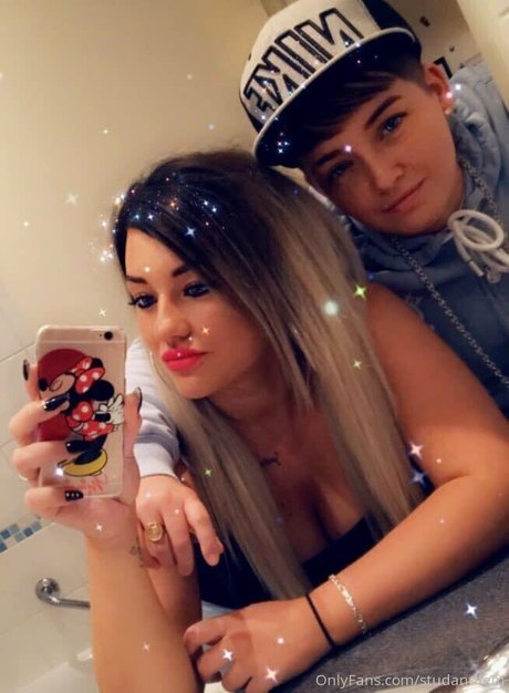 reallesbiansx pornstar gallery