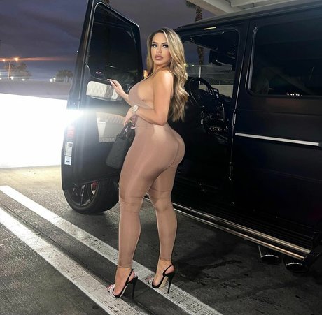 Jacqueline Petzak adult model pictures