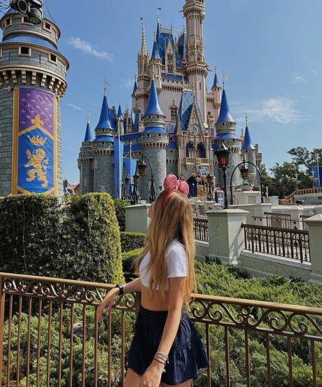 Lananegrini high quality actress pic