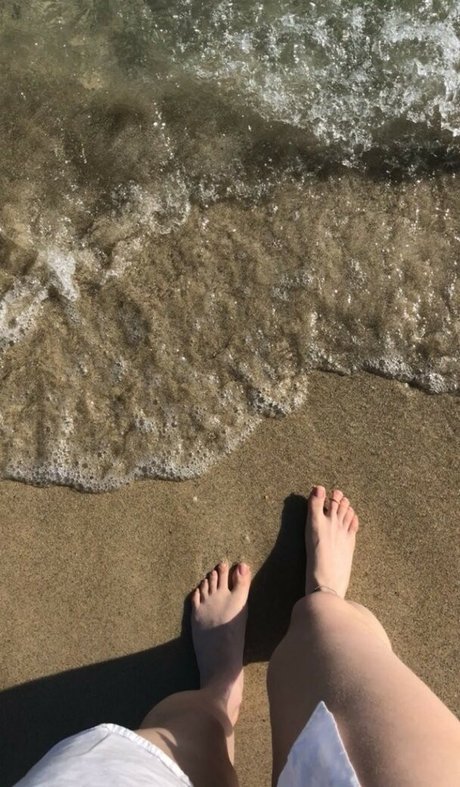 Haley Bennett pornographic model archive