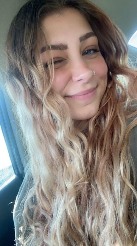 itsjadeblack erotic pornstar image