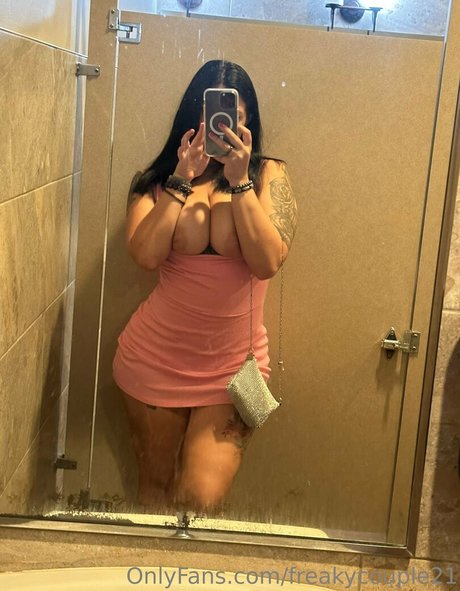 freakycouple21 model perfect gallery