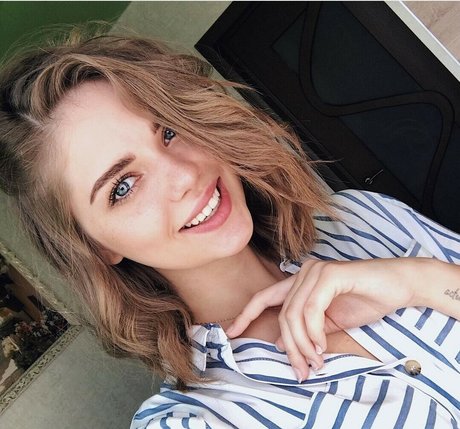 Yumasheva perfect model pictures