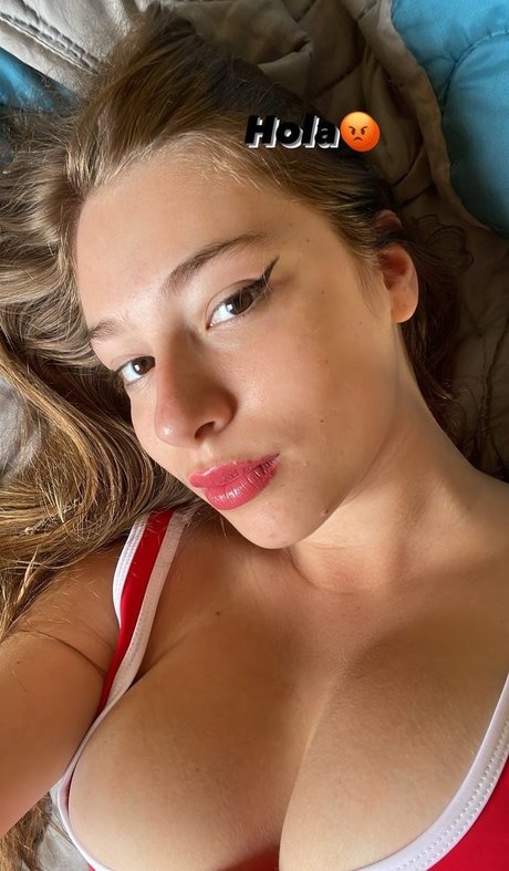 Mariela Vicenzi high quality actress photos