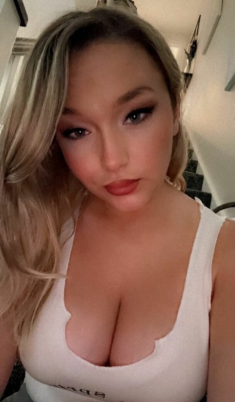 llannagg best model galleries