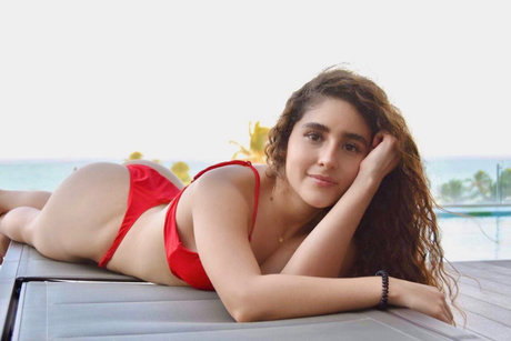 Sassi Zavala perfect actress photo