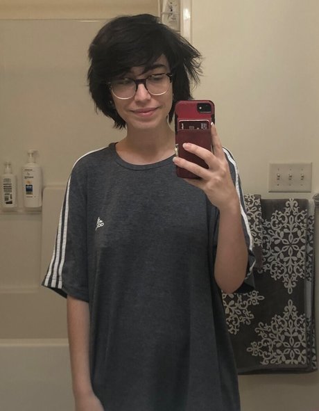 leez_____ star exclusive pictures