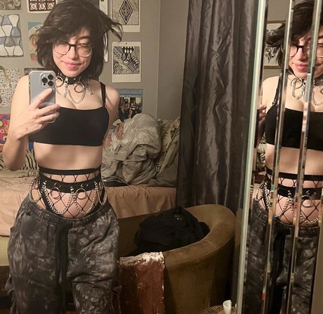 leez_____ pornstar sexy galleries