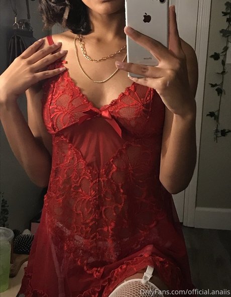 Official Anaiis exclusive pornstar photo