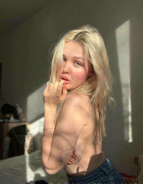 emily candy star exclusive pic