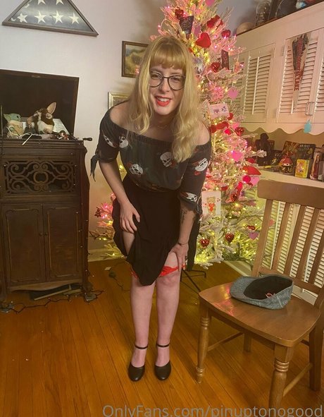 pinuptonogood nice model img