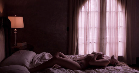 Lili Simmons nudes actress image