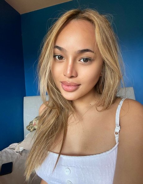 Tanya Wild model art archive