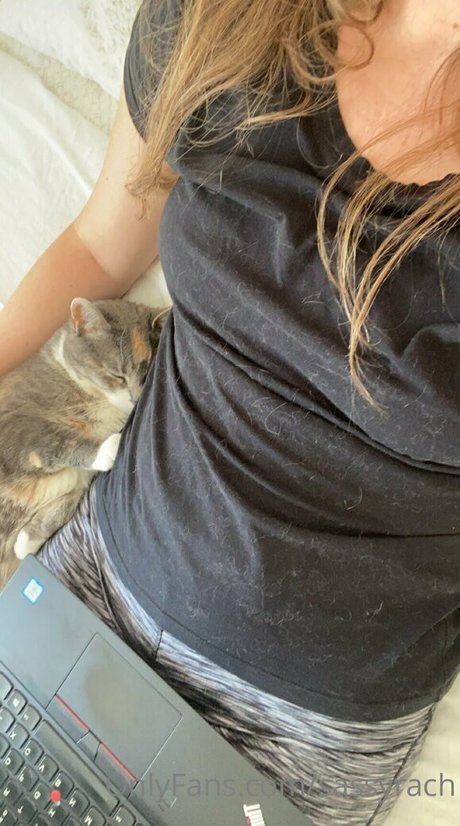 sassyrach naked model photos