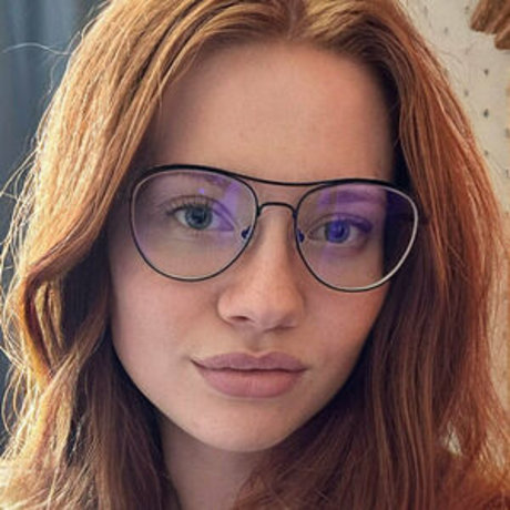 charlotteglowsup pornstar erotic archive