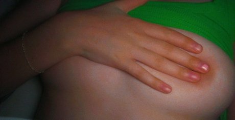 youngluvr model free image