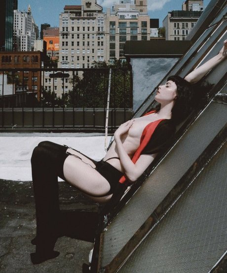 Charlotte Kemp Muhl perfect actress photo