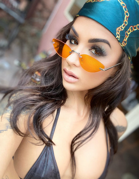 Susygala model porn archive