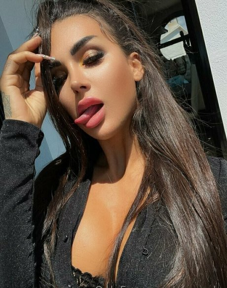 Susygala star high quality photo