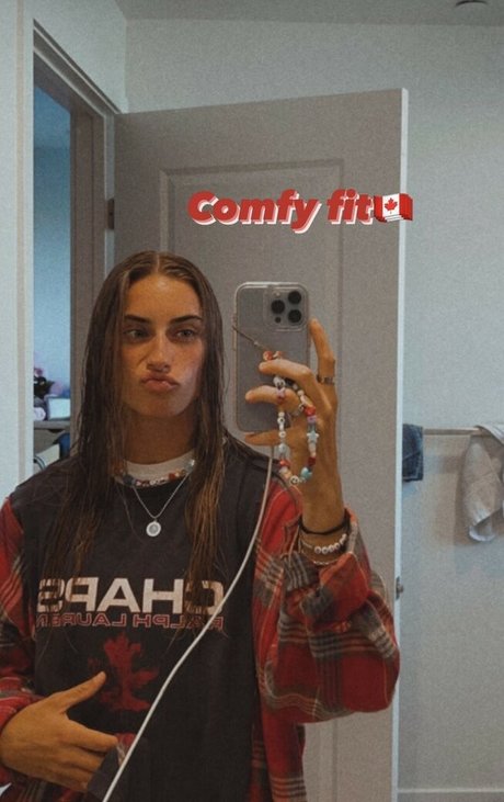 kailanovak nude actress archive