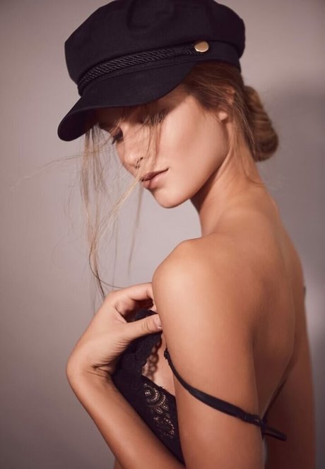 Dana Solomon exclusive pornstar galleries