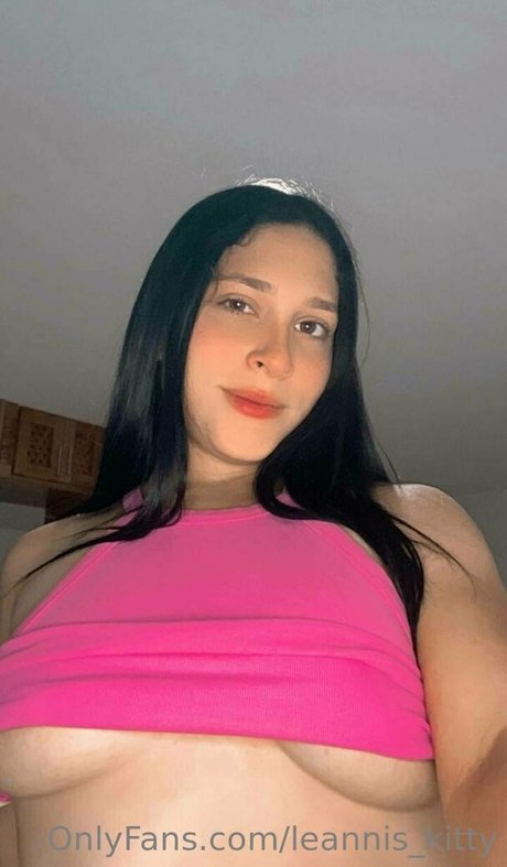 leannis kitty model pornographic pictures