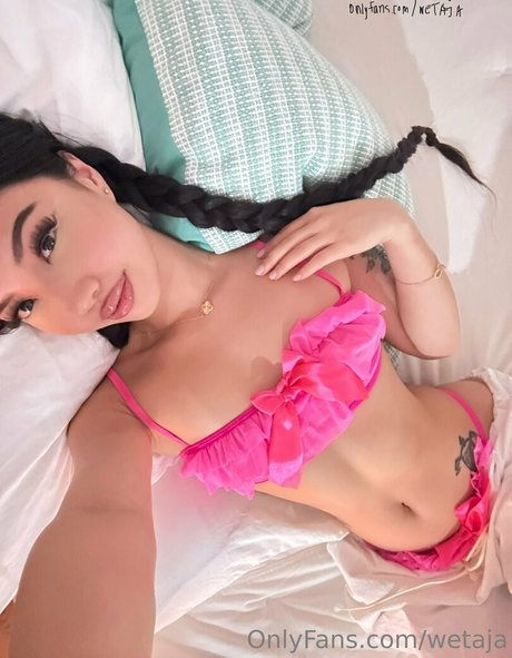 wetaja exclusive model images