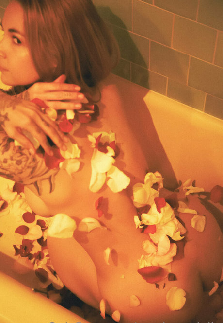 curvy redhead onlyfans erotic pictures